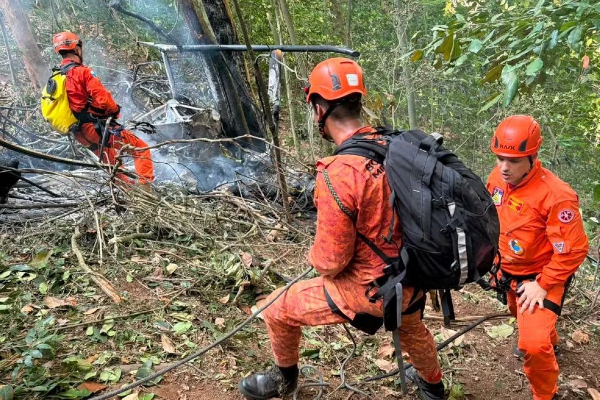 Anac diz que vai reforçar fiscalização de voos após acidentes com helicópteros no Rio