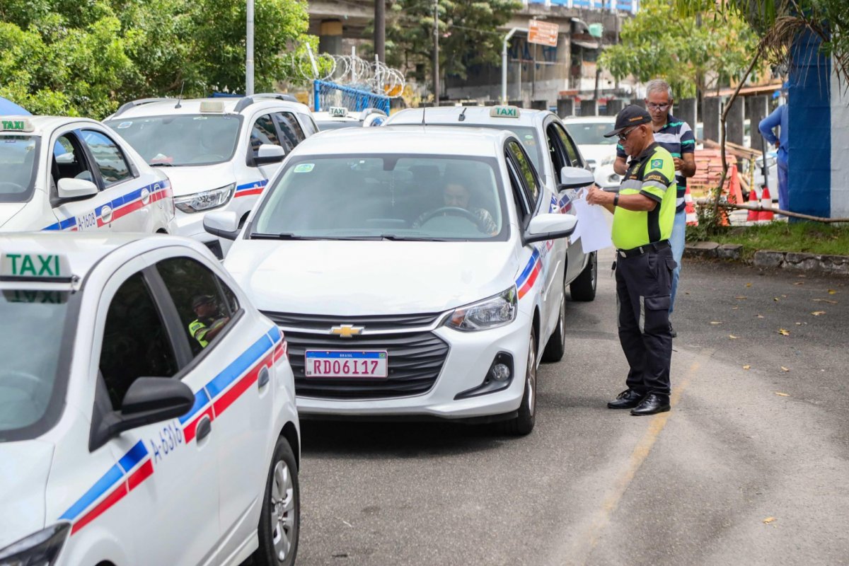 Vistoria obrigatória para taxistas de Salvador deve ser feita até 30 de setembro