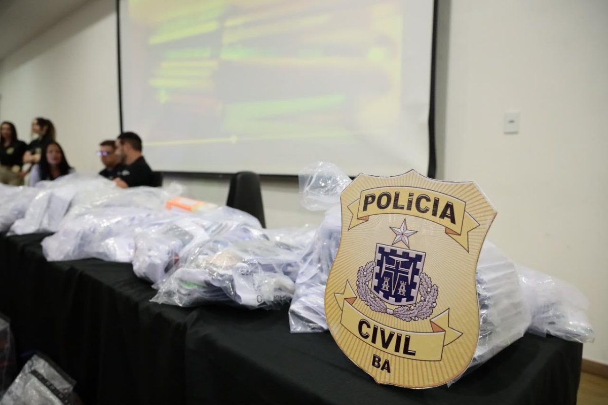 Polícia Civil começa a notificar pessoas com celulares roubados ou furtados em Salvador