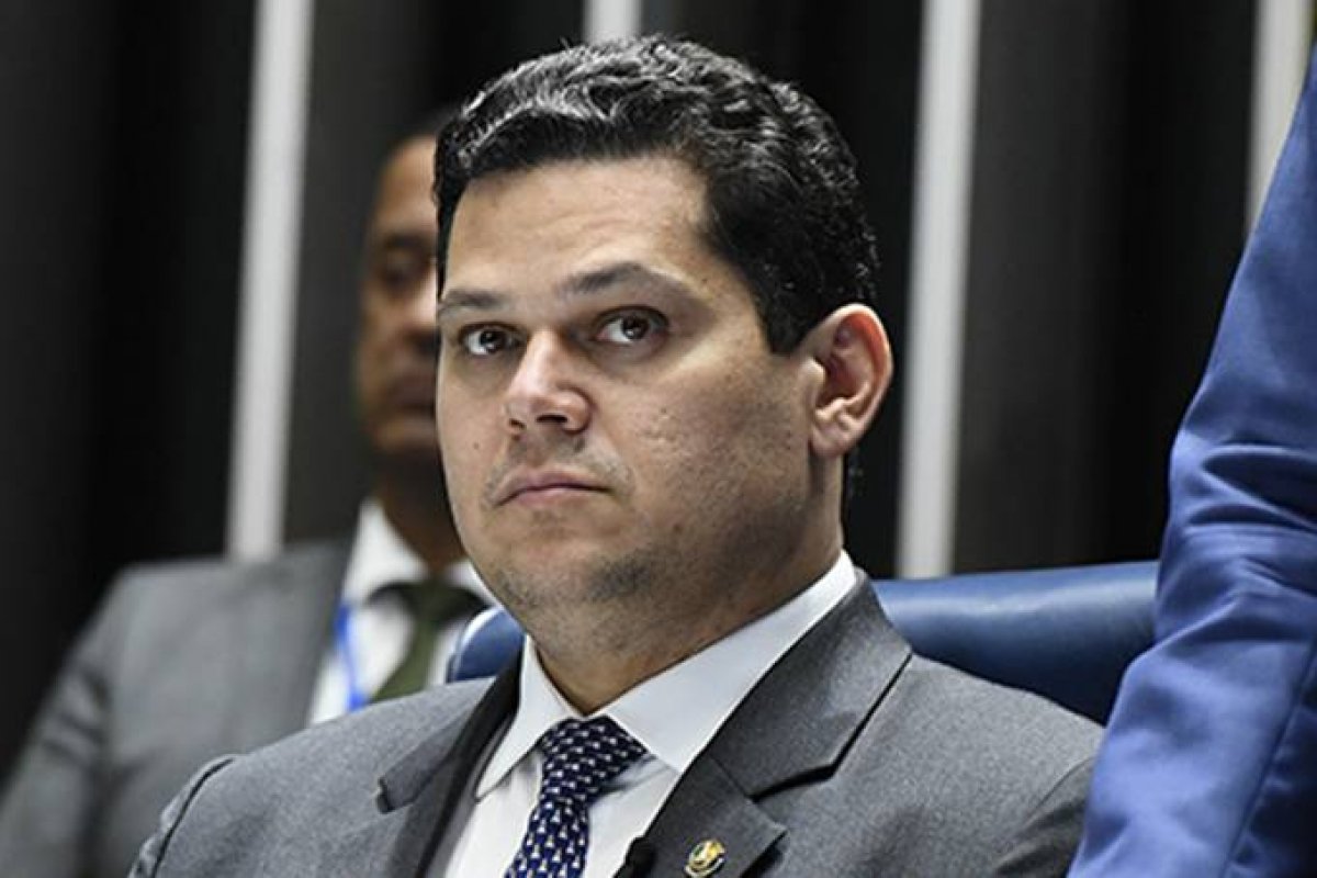 Presidente do Congresso Nacional está com coronavírus