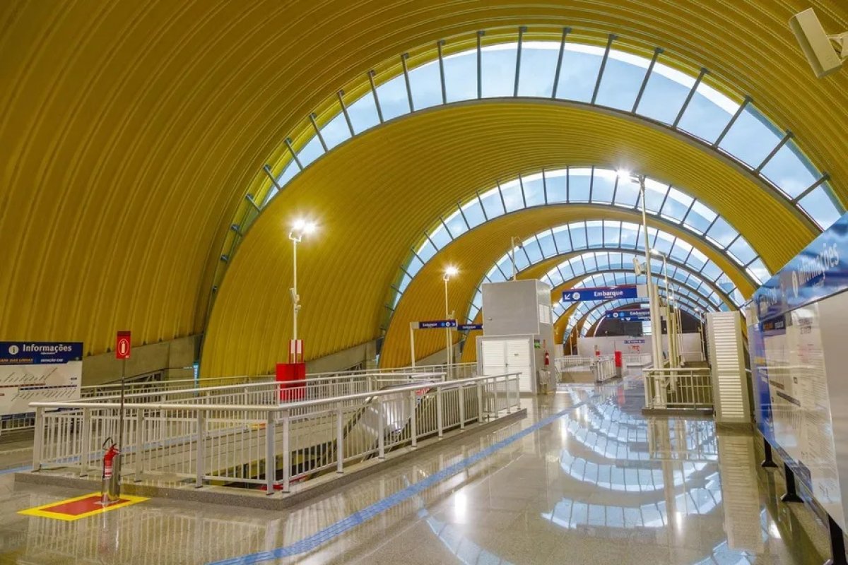 Justiça suspende liminar e libera vagão exclusivo para mulheres no metrô