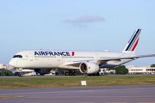 [Voos diretos entre Salvador e Paris serão suspensos em 2027]