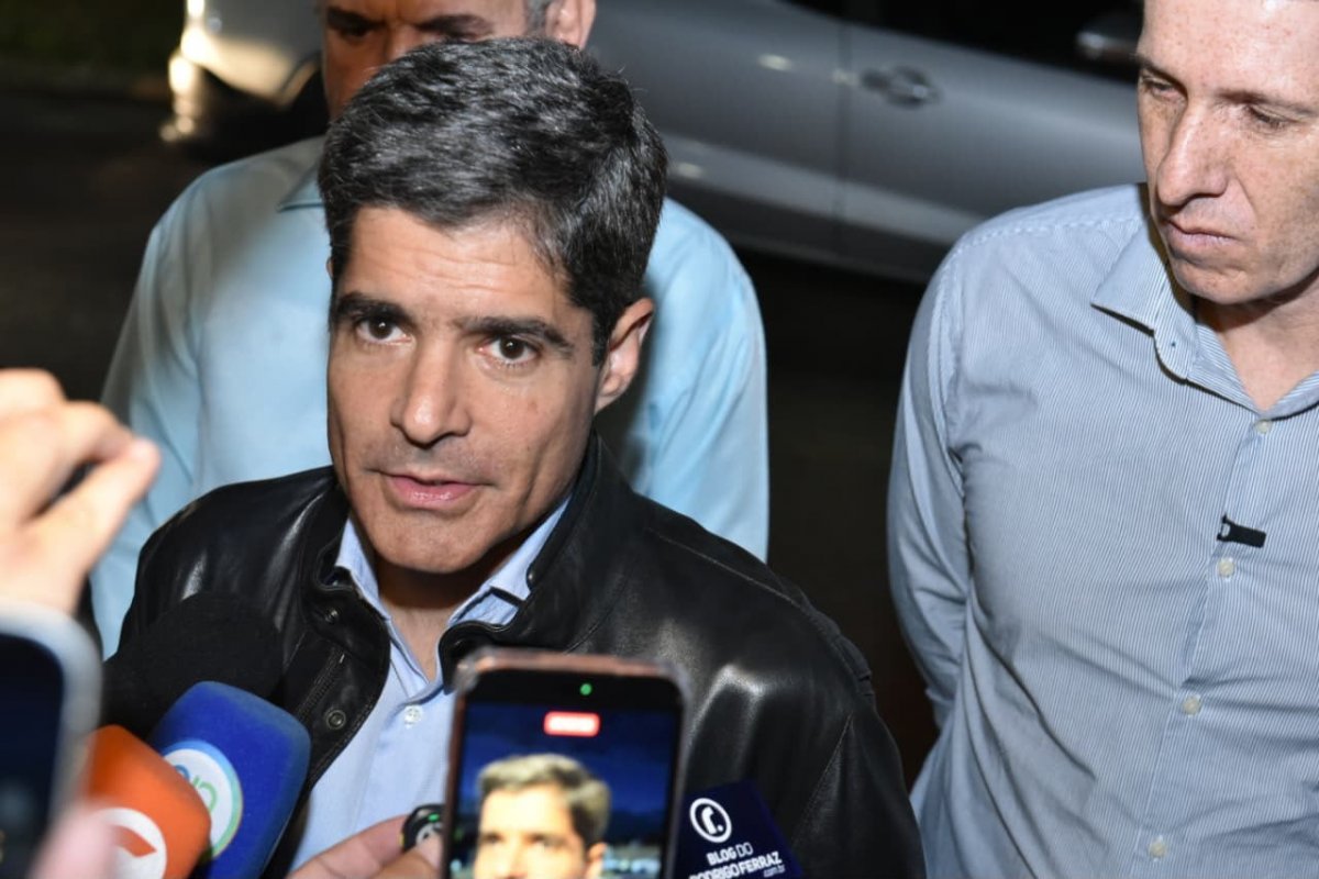 ACM Neto cancela evento após não conseguir pousar em Feira de Santana