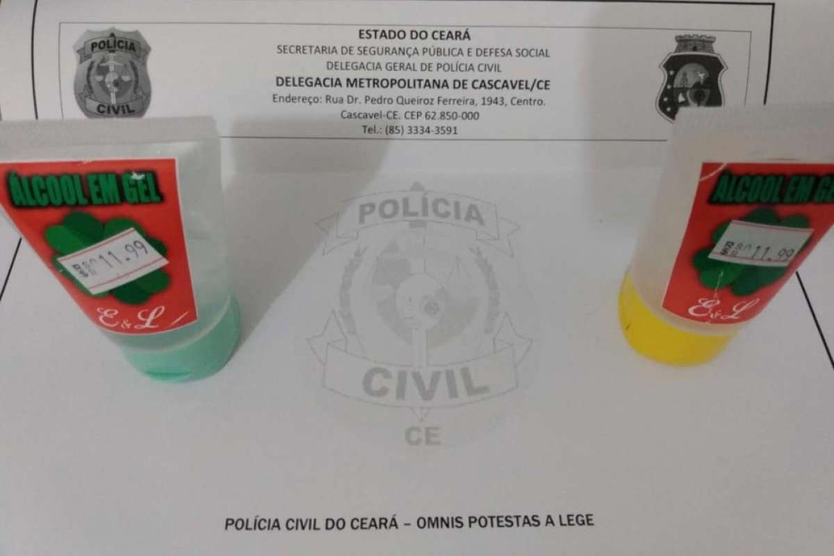 Proprietária de farmácia é presa por vender álcool em gel com preço abusivo