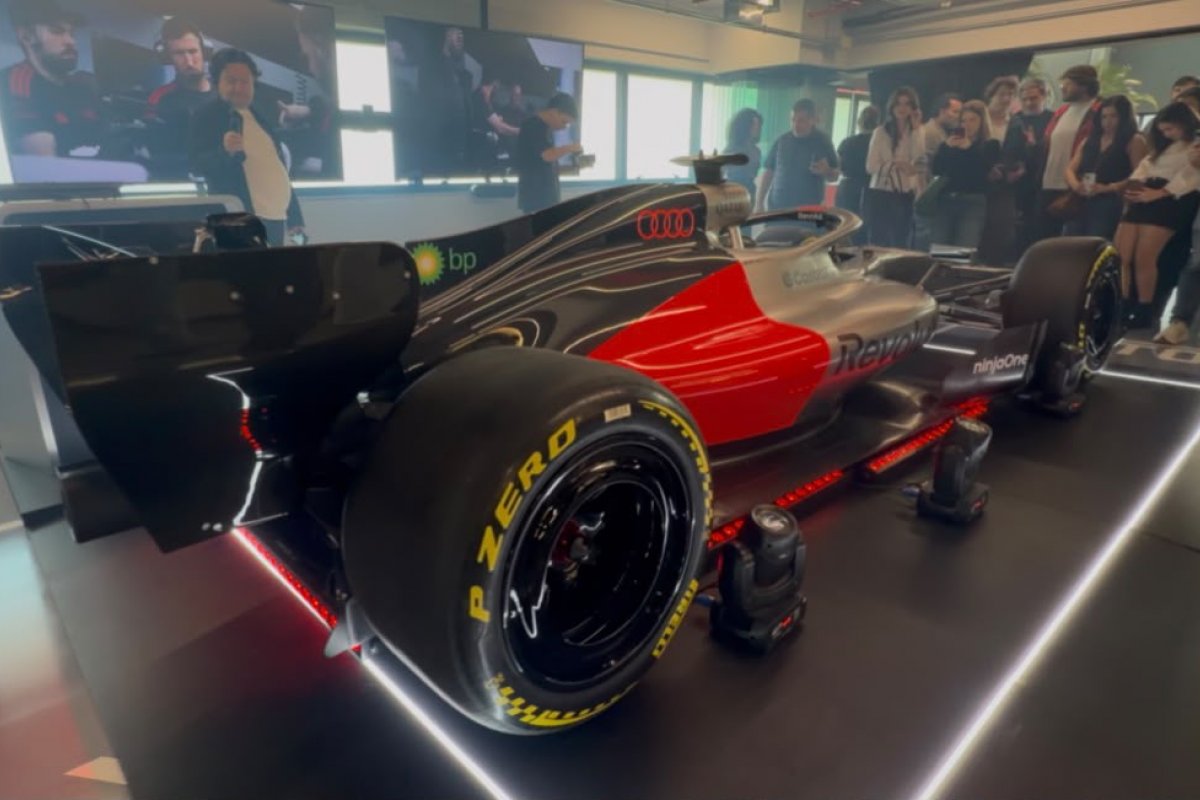 Réplica de Fórmula 1 da Audi Revolut está no Brasil para exposição itinerante