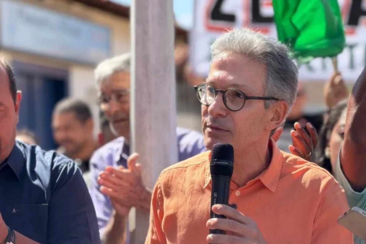 Zema lança campanha e pede por União da direita no segundo turno para enfrentar o PT