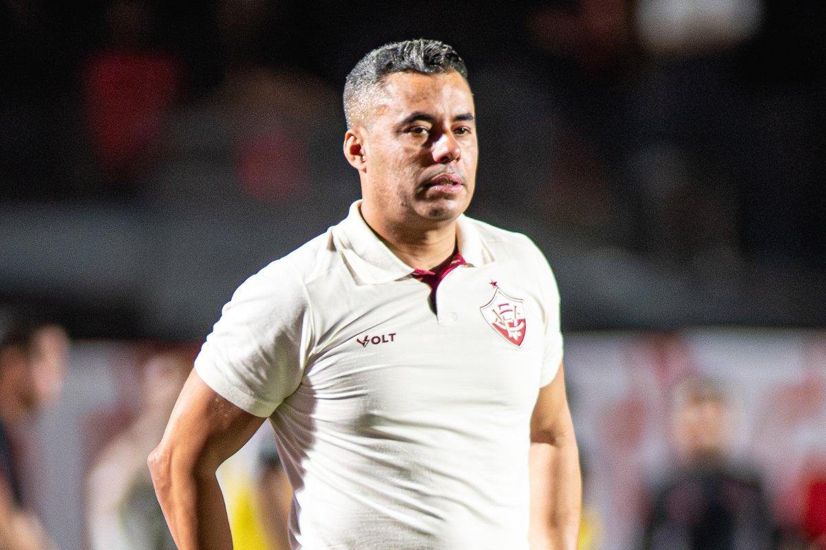 Jair Ventura celebra conquista do Vitória o Botafogo e mira Ba-Vi após fim de jejum do rubro-negro baiano