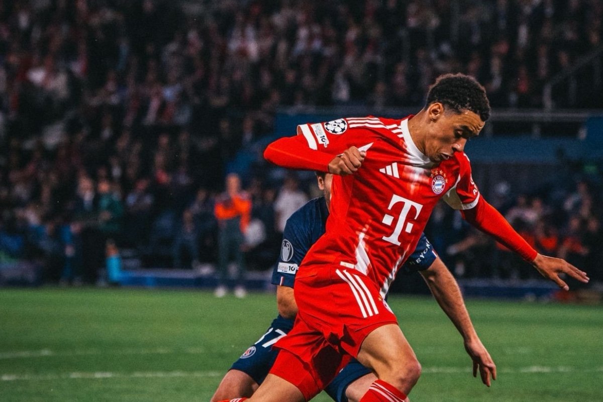Jogador desmaia em campo durante amistoso do Bayern de Munique
