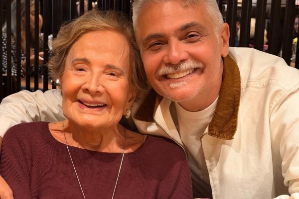 [Última aparição de Glória Menezes foi no Dia das Mães! ]