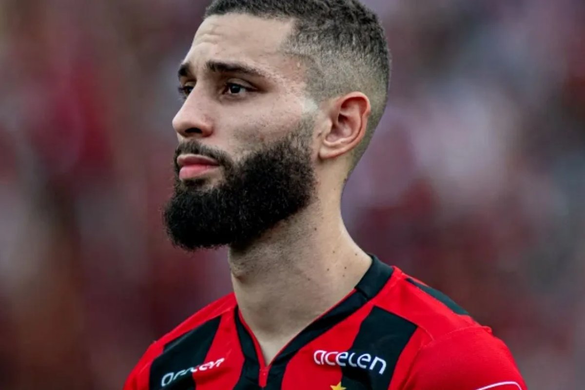 Vitória resolve dívida com clube português e fica livre de transfer ban