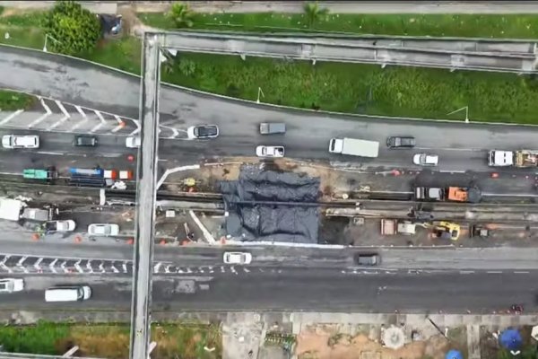 [DNIT conclui que circulação de água em aterro provocou cratera na BR-324]