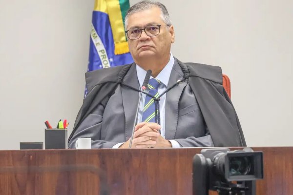[Dino determina que Câmara e Senado anulem emendas indicadas por presidentes de partidos]