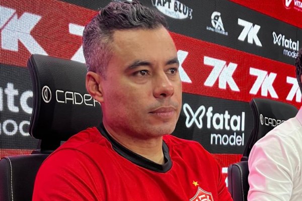 [Após derrota no clássico, Jair Ventura já pensa no Vasco pela Copa do Brasil: 