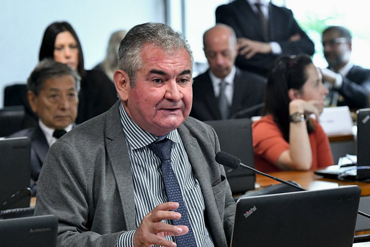 Ângelo Coronel quer tornar crime elevação de produtos e serviços em emergência social