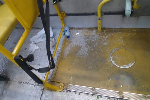 [Motorista fica ferido durante ataques a ônibus antes do Ba-Vi em Salvador]