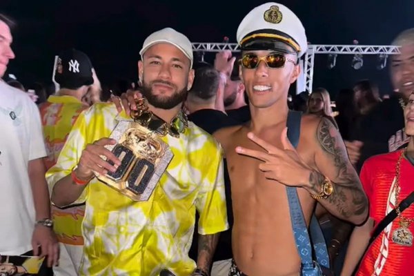 [Colar de R$ 2 milhões presentado por Buzeira para Neymar foi alvo de investigações da Polícia Civil por receptação de joias ]