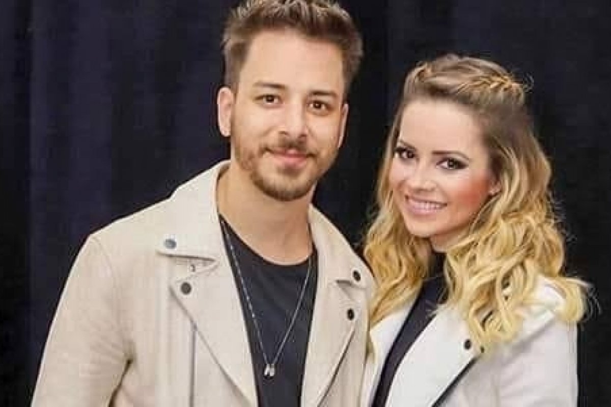 Altas Horas decide reprisar especial com a dupla Sandy e Junior