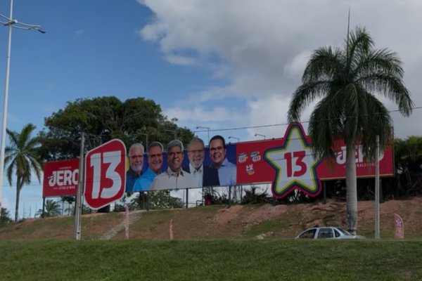 [Justiça Eleitoral determina remoção de outdoor de Jerônimo na Avenida Paralela]