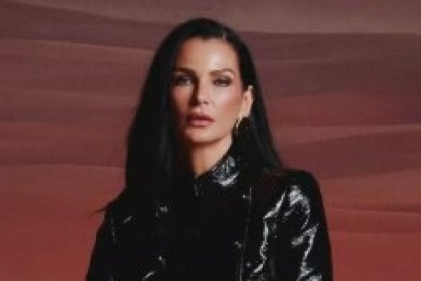 [Fernanda Motta aposta em full look all black para evento da Louis Vuitton em São Paulo! ]