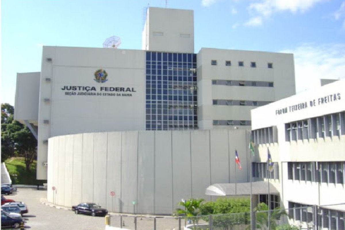 Justiça autoriza barreira sanitária no aeroporto de Salvador