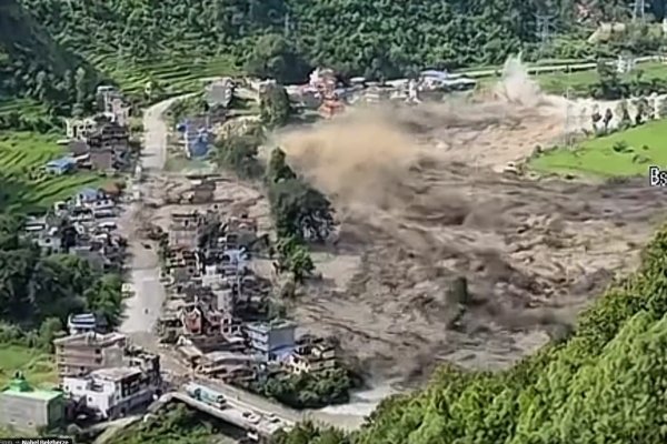 [Número de mortos em avalanche no Nepal e Tibete sobe para 335; quase 1.500 estão desaparecidos ]