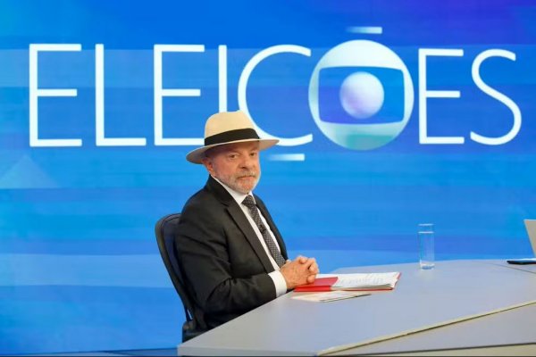 [Lula critica PF por vazamento de informações das investigações que apuram suspeita de tráfico de influência por Lulinha]