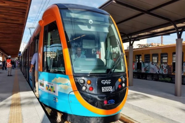 [VLT de Salvador chega a nova parada em Plataforma a partir desta terça-feira (1º)]