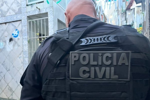 [Homem é preso por invadir casa e agredir ex-companheira grávida]