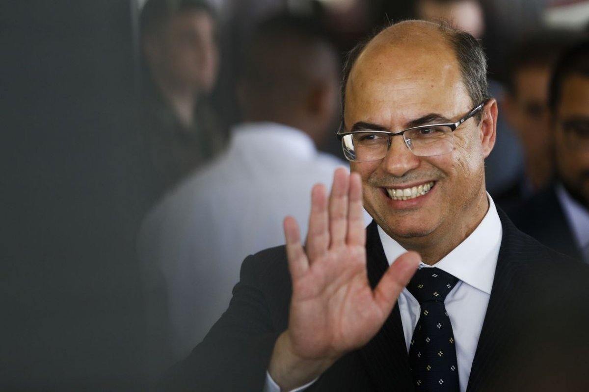 Anac diz que medida de Witzel em fechar aeroportos cabe somente à União