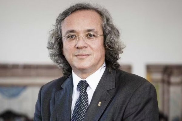 [João Carlos Salles toma posse como reitor da UFBA e inicia 3º mandato ]
