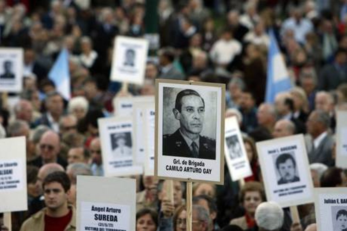 Argentina reinicia julgamento de acusados por crimes na ditadura