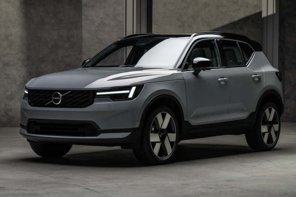 [Volvo XC40 ganha novidades e prepara retorno híbrido ao Brasil ]