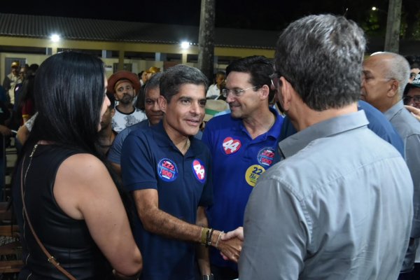 [Ex-banqueiro condenado por fraude doa R$ 400 mil para ACM Neto]