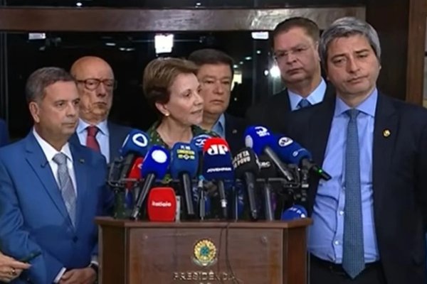 [Oposição cobra Senado por reforma do Judiciário em meio à crise no STF]