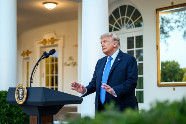 [Trump cobra Brasil e diz que país precisa “derrotar” PCC e CV]