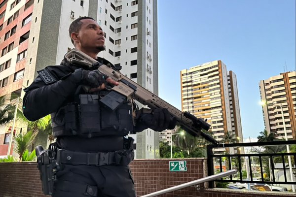 [Esquema de fraude de IPTU em imóveis de luxo é alvo de operação em Salvador]