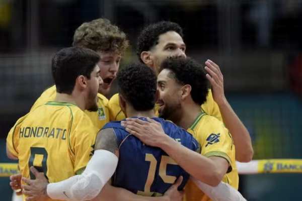 [Brasil vence Bolívia por 3 a 0 e segue 100% no Pré-Olímpico de vôlei]