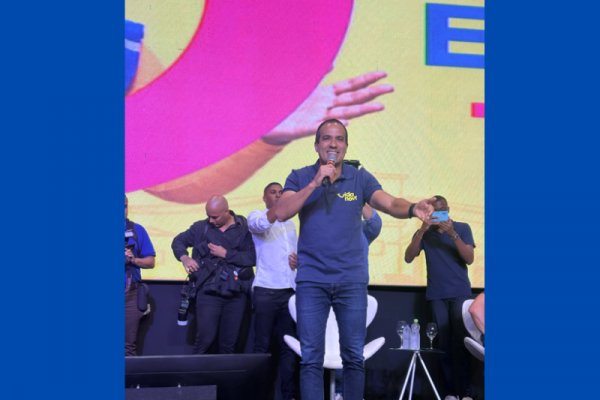 [Bruno Reis diz que ACM Neto 'sempre está acima 8%' de Jerônimo nas pesquisas internas ]