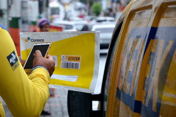 [Justiça decide que greve dos Correios não é abusiva]