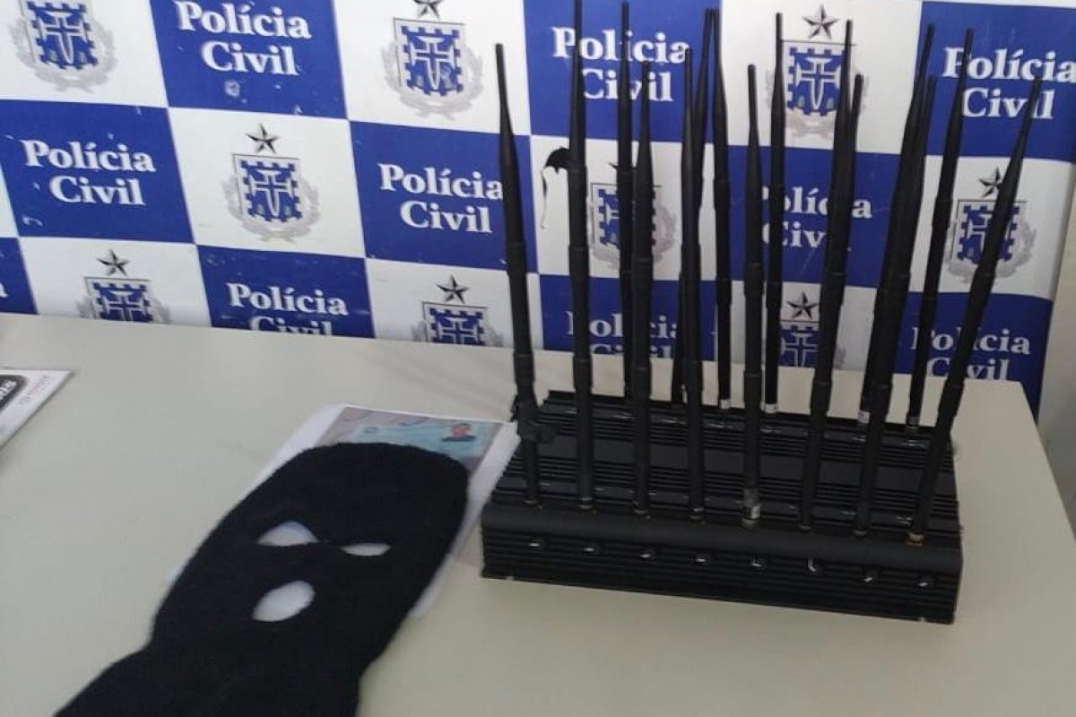 Suspeito de roubar gado é preso com bloqueador de GPS