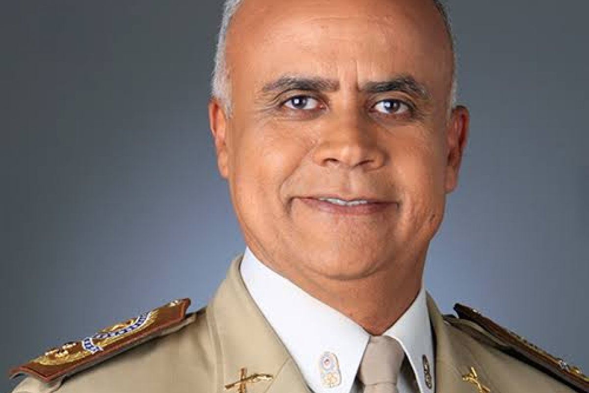 PM-BA diz que quem estocar álcool em gel pode ser preso