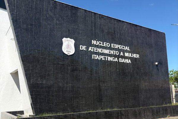 [Pai é preso suspeito de abusar sexualmente a própria filha na Bahia ]