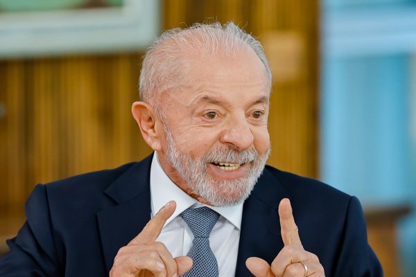 [Lula confirma ausência em debate da Globo nesta quinta-feira (1)]