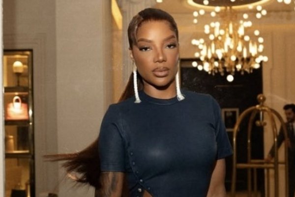[Ludmilla marca presença na Semana de Moda de Paris ao lado de grandes nomes da cena internacional! ]