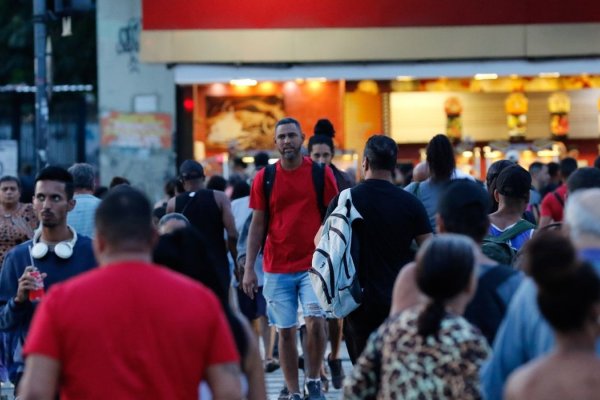 [Sobe a 73% os que dizem preferir democracia; índice era de 69% em 2024, mostra Datafolha]
