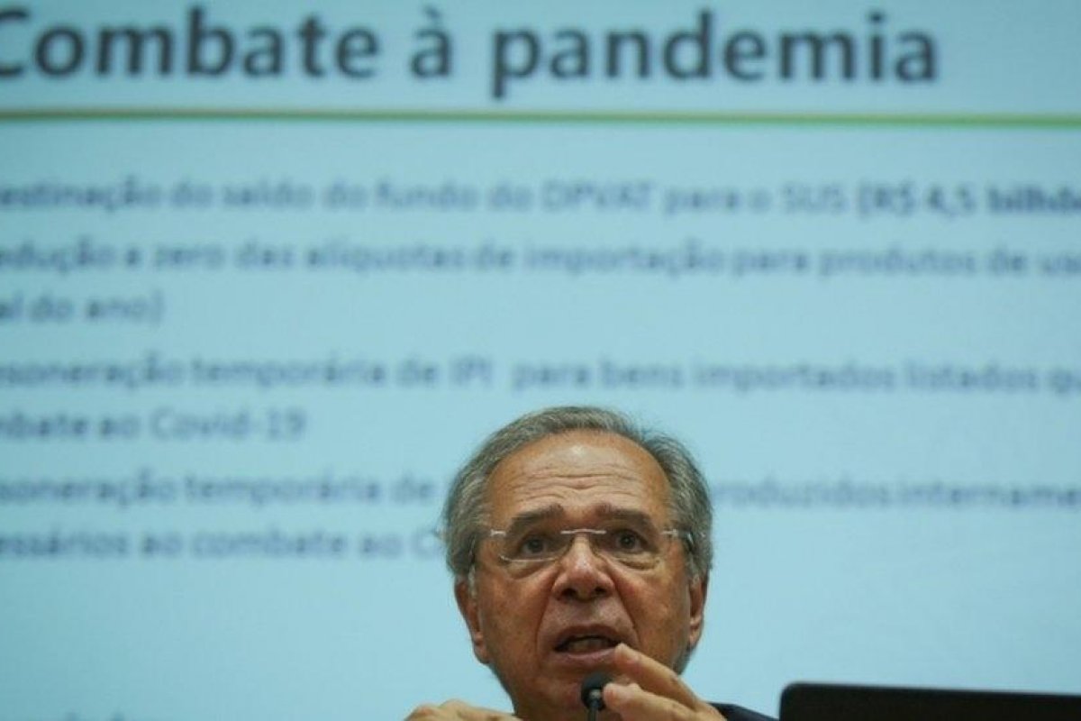 Coronavírus: Trabalhadores informais criticam auxílio do governo de R$ 200