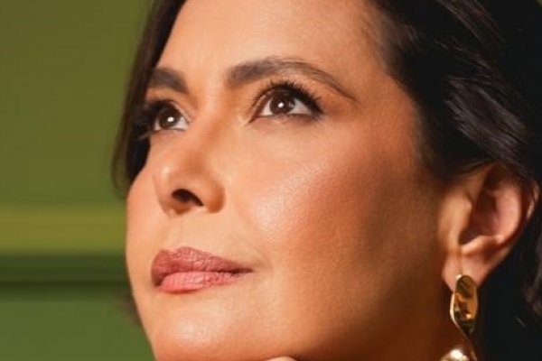 [Cientista baiana premiada internacionalmente transforma vivência com câncer de mama em pesquisa para ajudar outras mulheres! ]