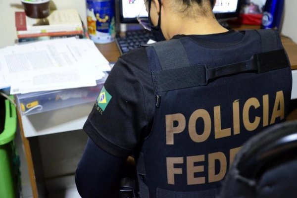 [Dois homens são presos em operação de combate a moeda falsa na Bahia ]