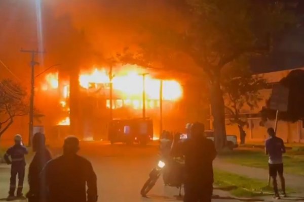 [Ministra anuncia mais R$ 40 milhões para compra de equipamentos após incêndio na UFPE]