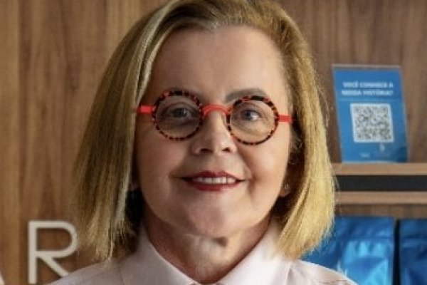 [Edza Brasil assume coordenação da Câmara Baiana de Produtos Farmacêuticos da Fecomércio-BA!  ]